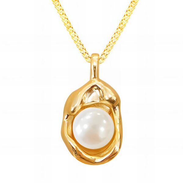 Molten Pearl Embrace Necklace